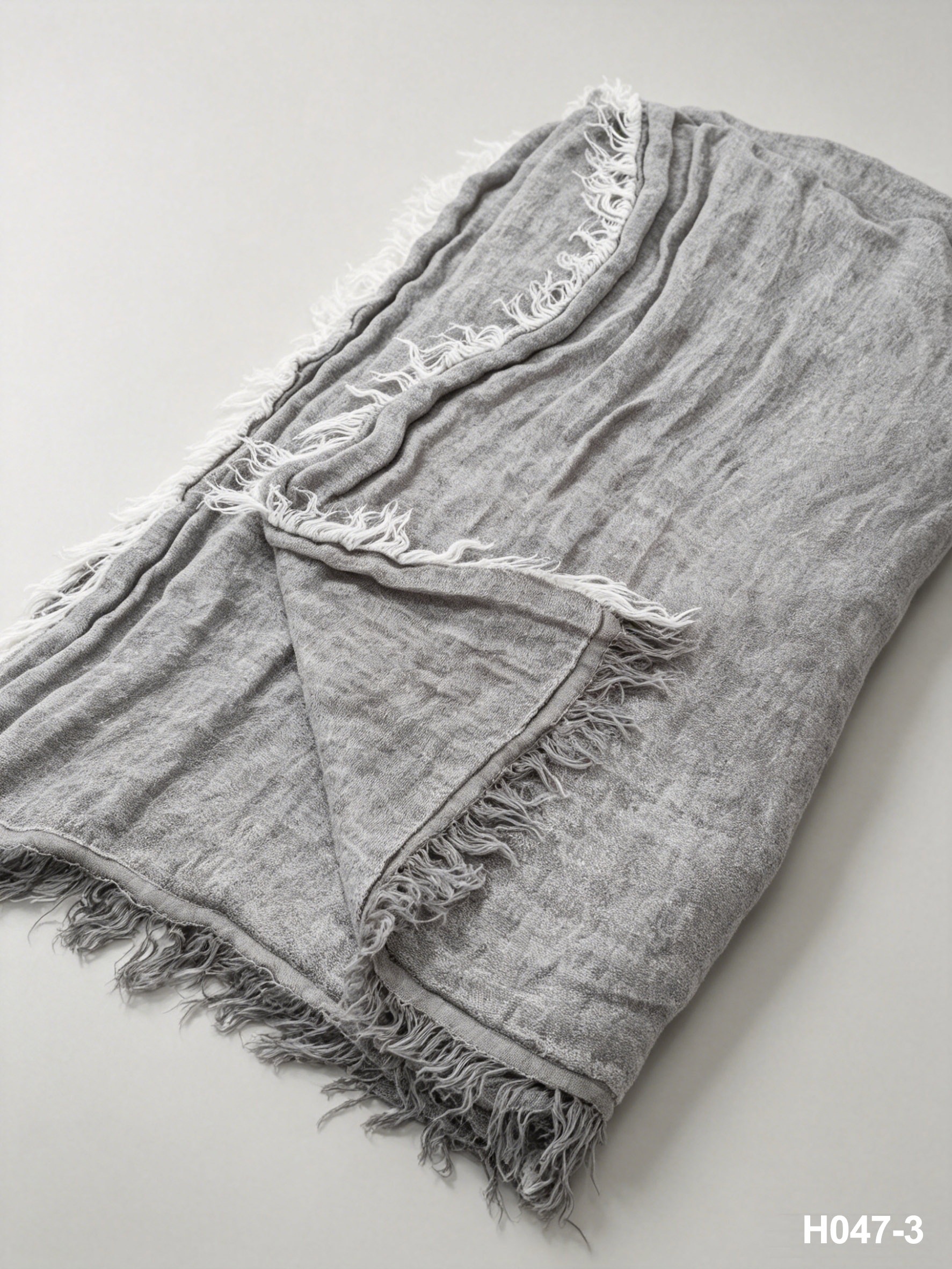 H047-3 Soft Grey Gauze Throw | Washed Coastal Throw for Sofa & Living Room